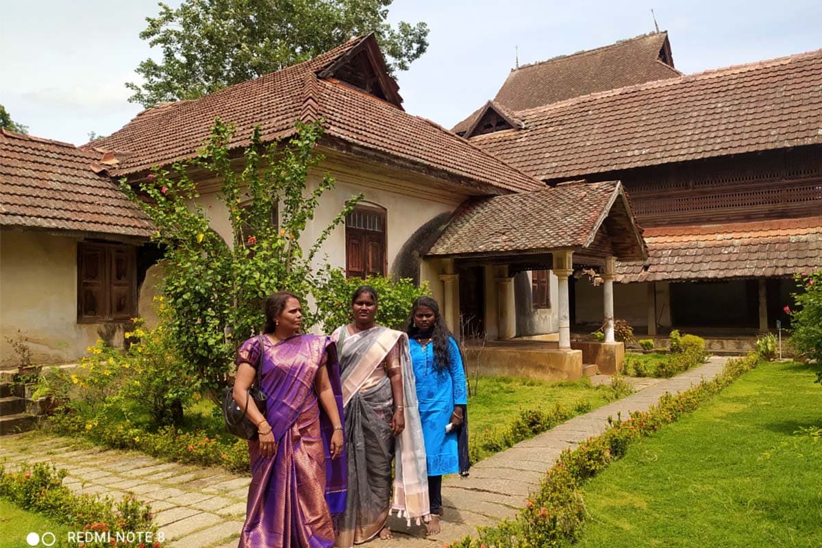 Best Couples Resorts in Paramakudi